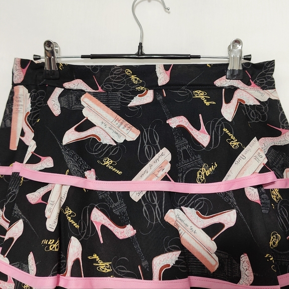 Hand Stitched Half Apron - Vintage by Candy's Aprons - Picture 3 of 8